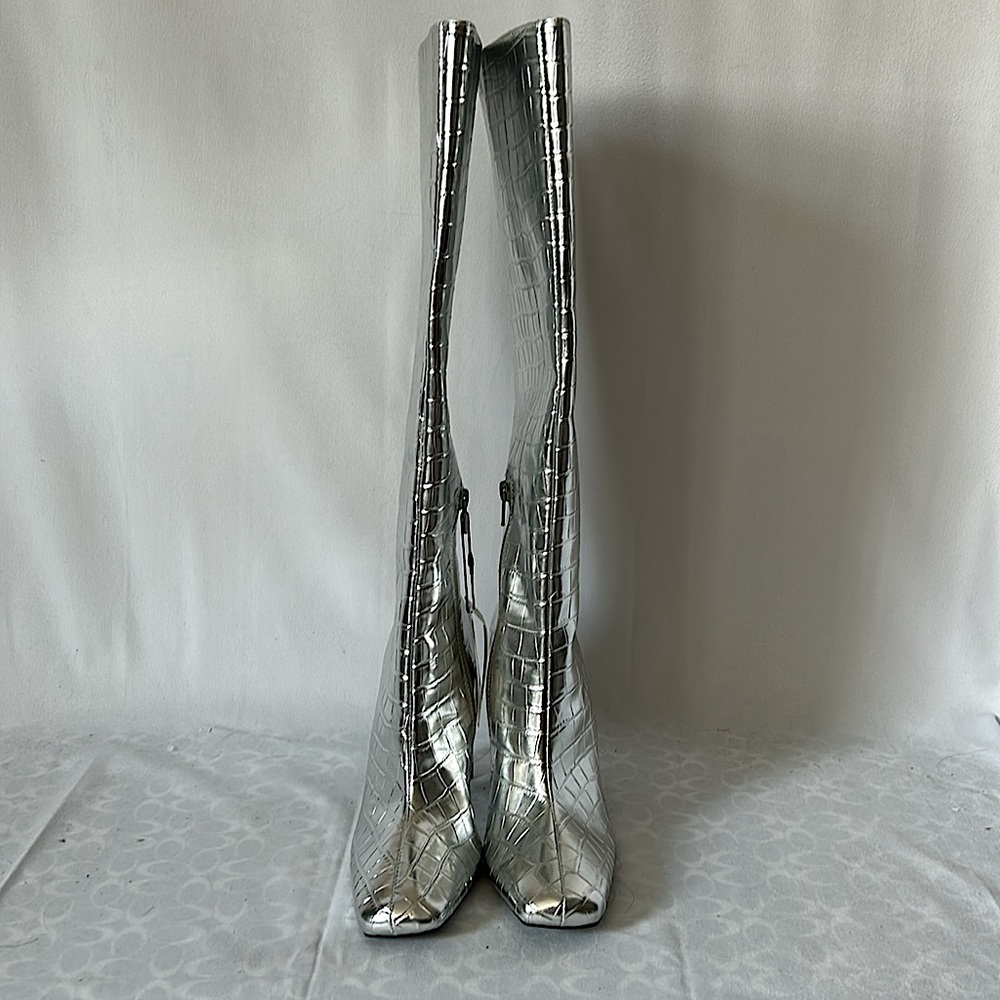 Zara NWT Silver Metallic Crocodile Print Knee High Heel Boots **Sz 36/US 6**🔥🔥 - Picture 2 of 8